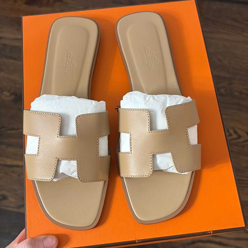 Hermes Beige natura Brand new oran sandal